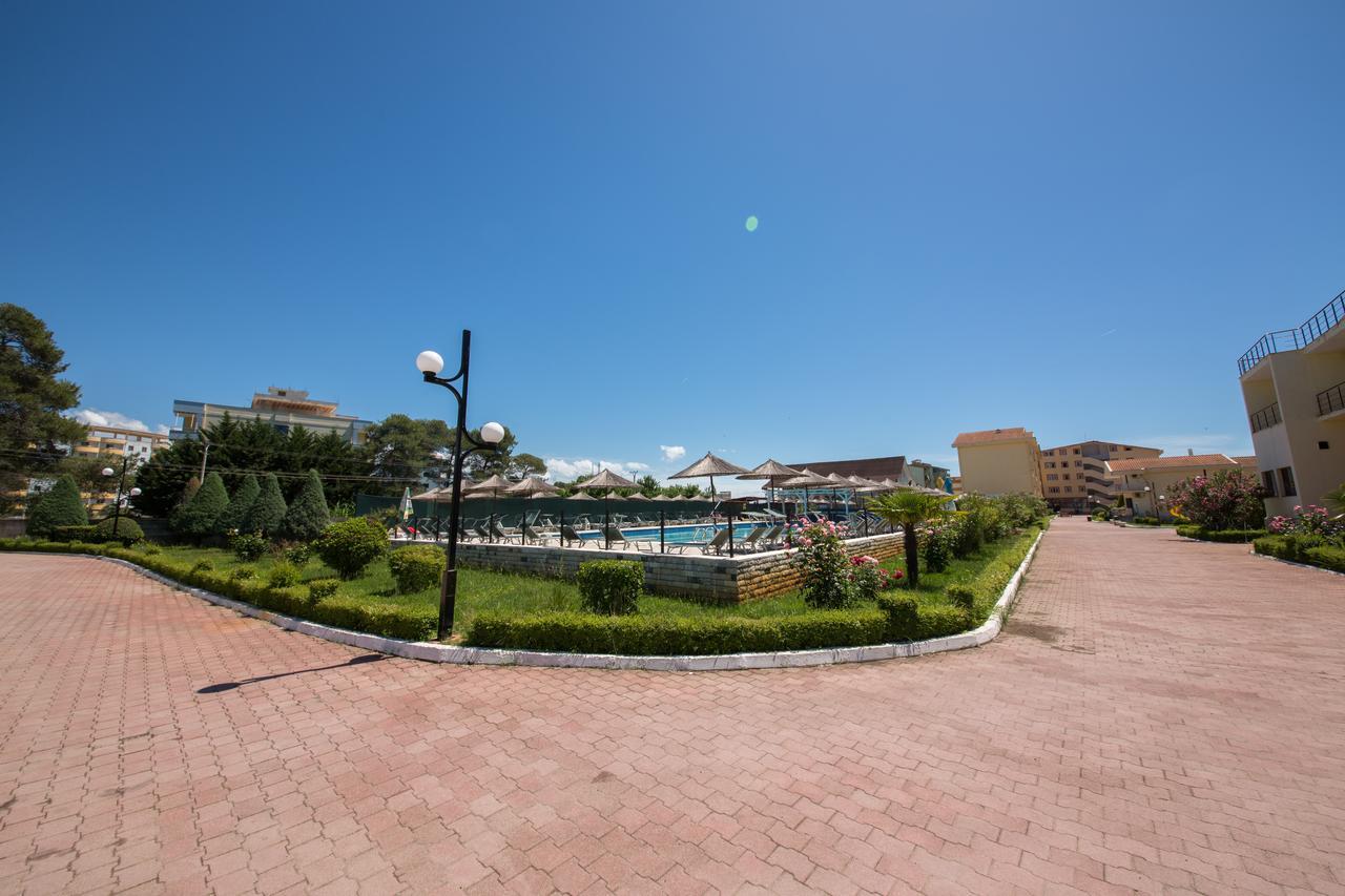 Kolaveri Resort Golem Exterior photo